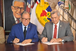 Idecoop y Capgefi Firman Convenio de Colaboración